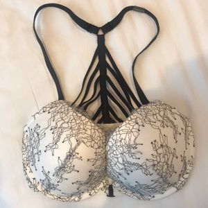 Victoria’s Secret Very Sexy push-up bra